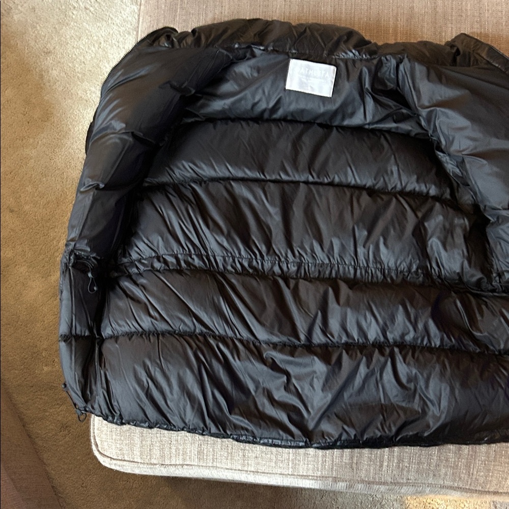 Athleta Women’s Black Glossy Puffer Jacket - Picture 10 of 16